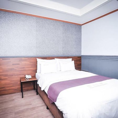 Hotel Noblesse โซล ภายนอก รูปภาพ