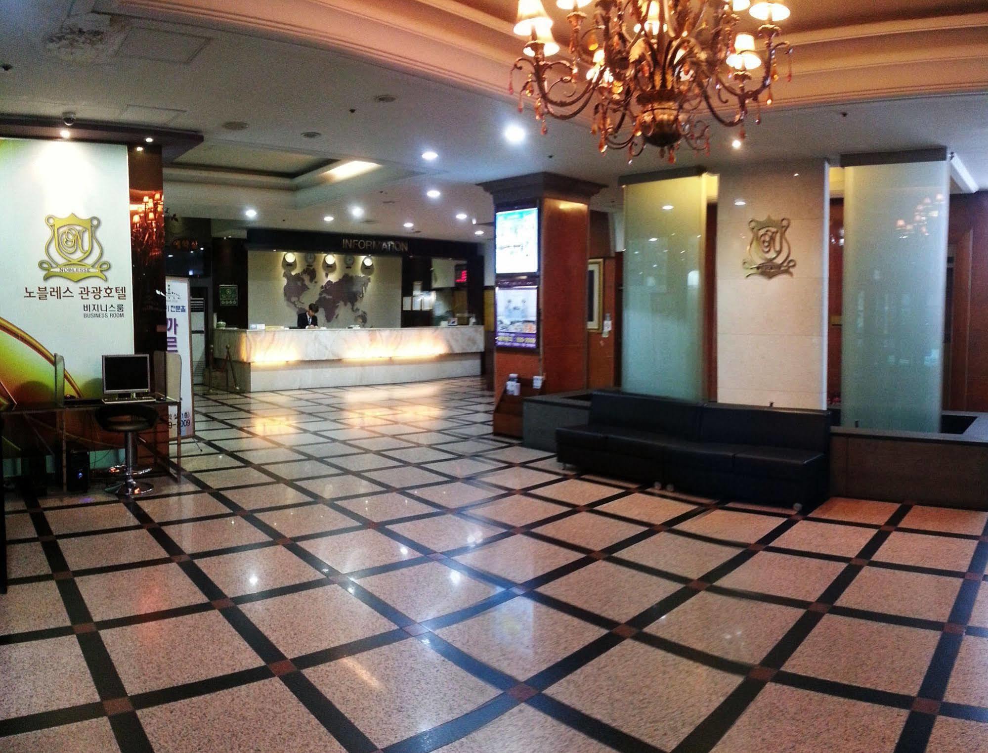 Hotel Noblesse โซล ภายนอก รูปภาพ
