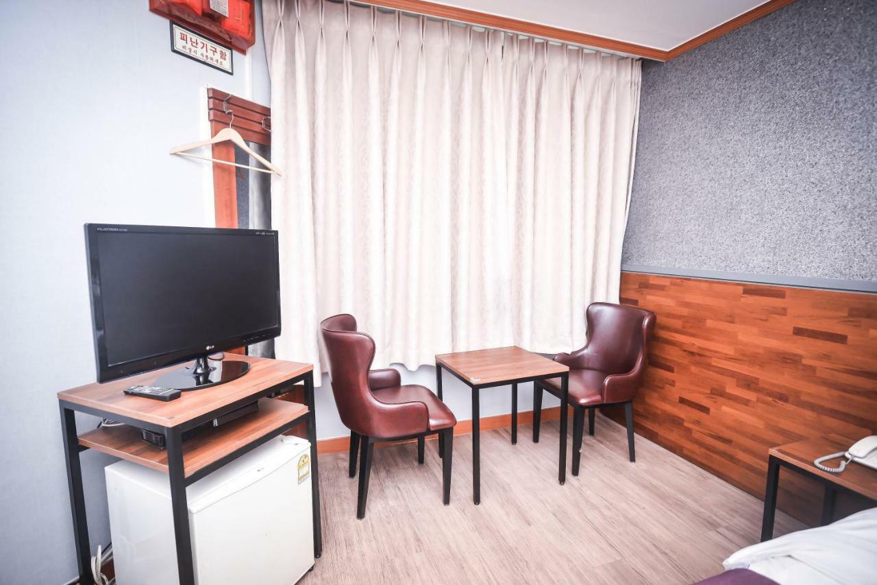 Hotel Noblesse โซล ภายนอก รูปภาพ