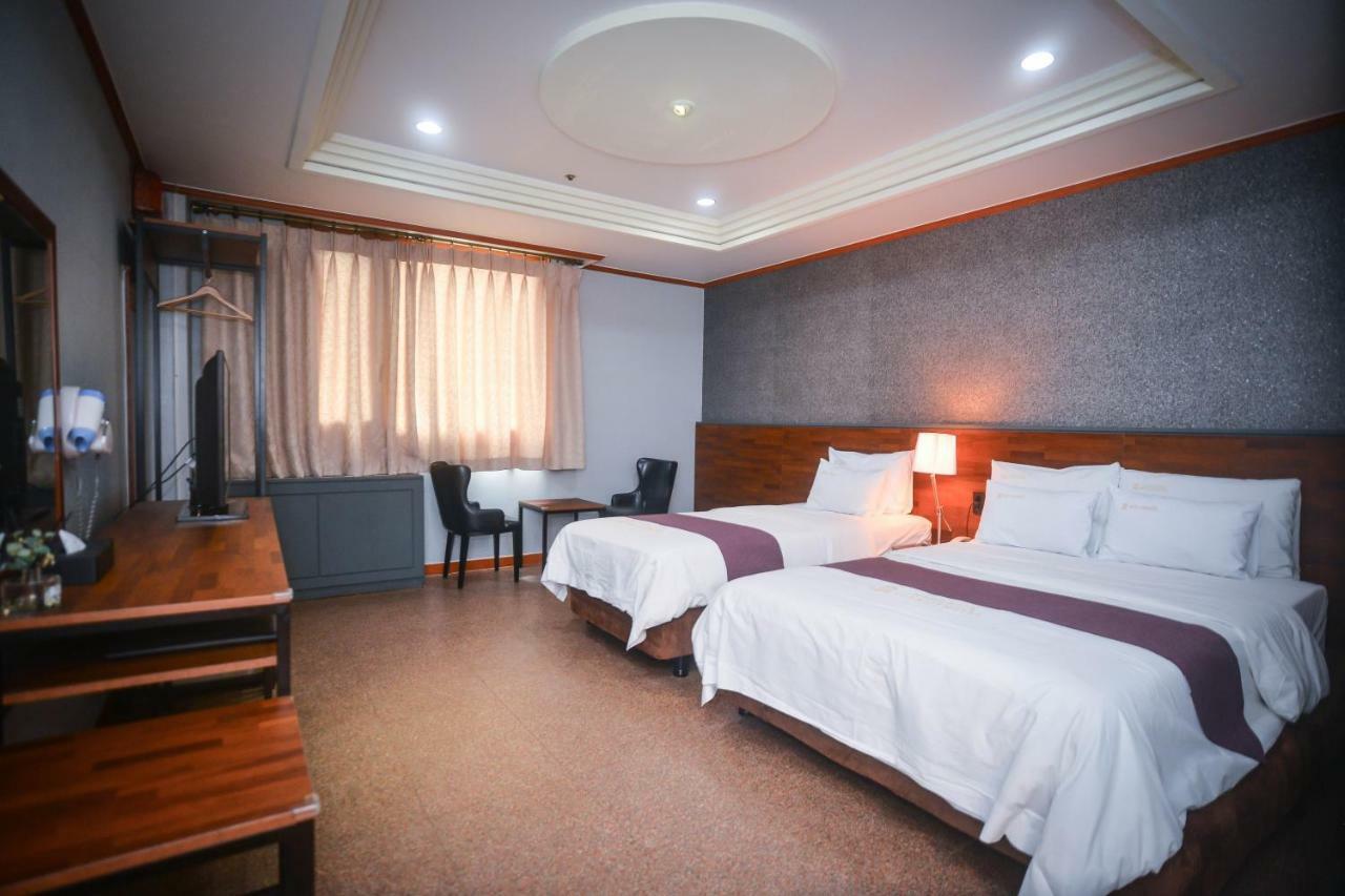 Hotel Noblesse โซล ภายนอก รูปภาพ