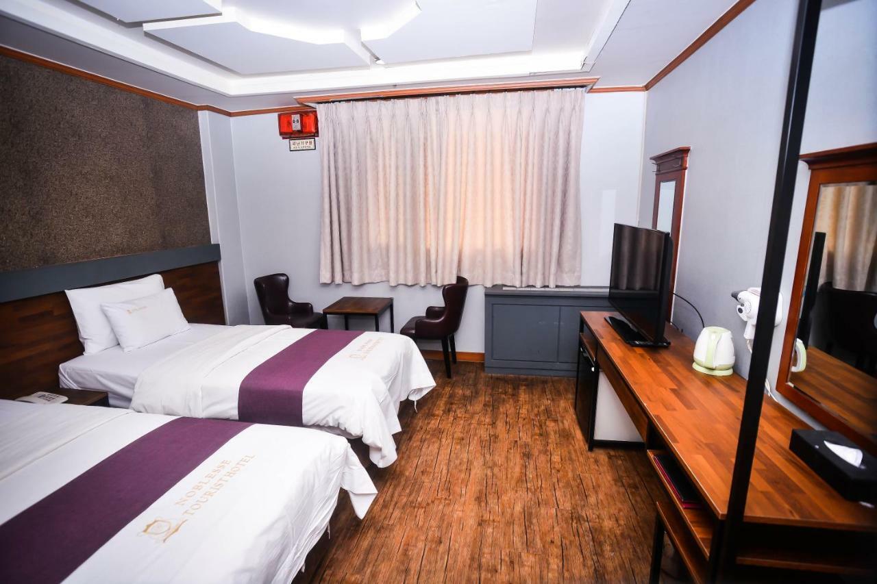 Hotel Noblesse โซล ภายนอก รูปภาพ